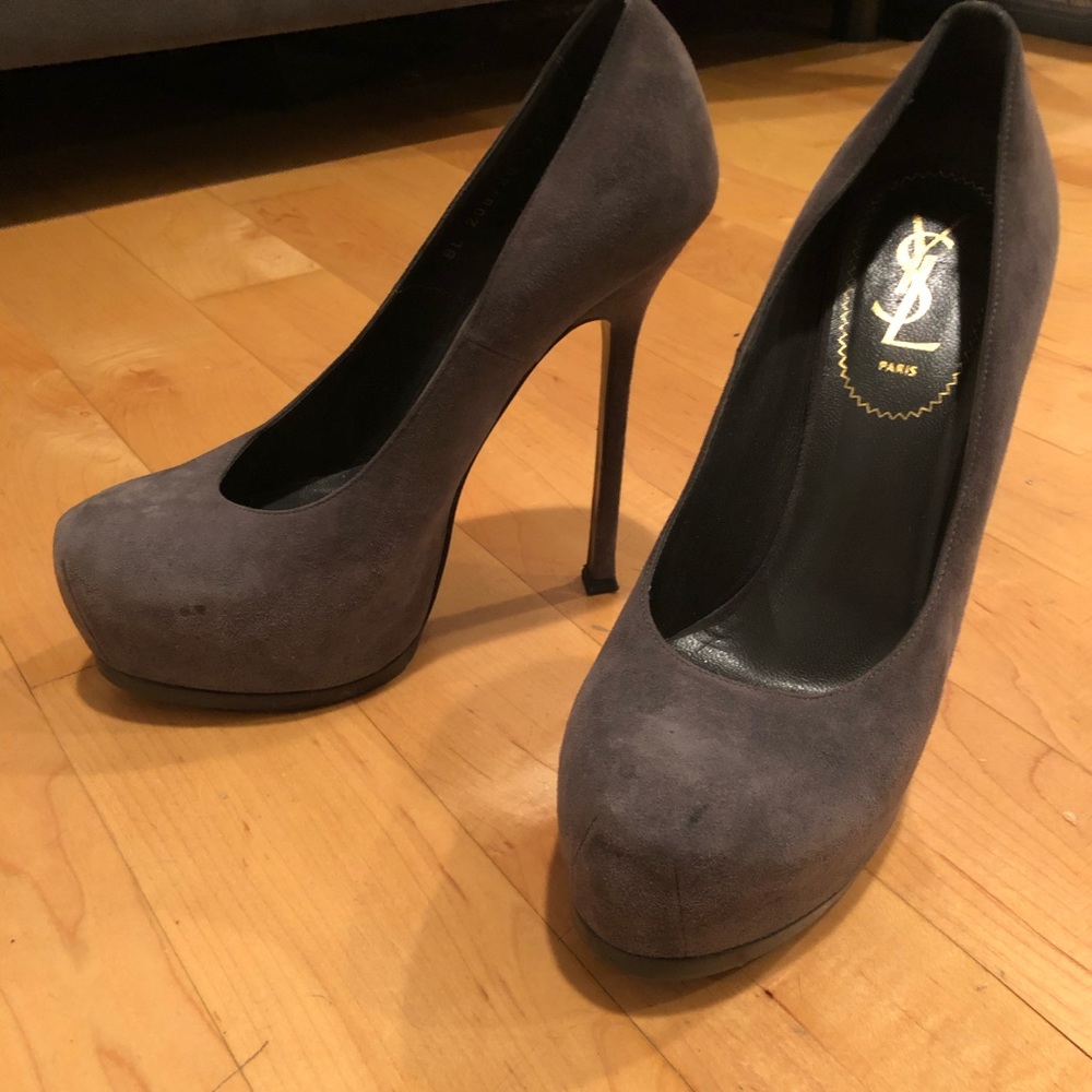Ysl grey suede pumps